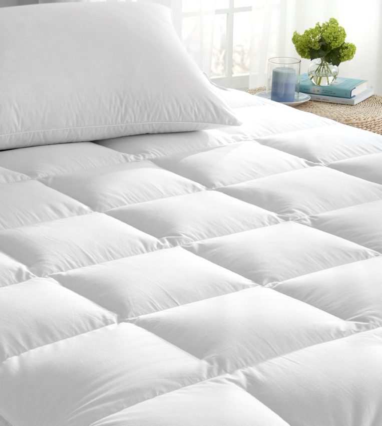 Down Alternative Luxury Mattress Pad