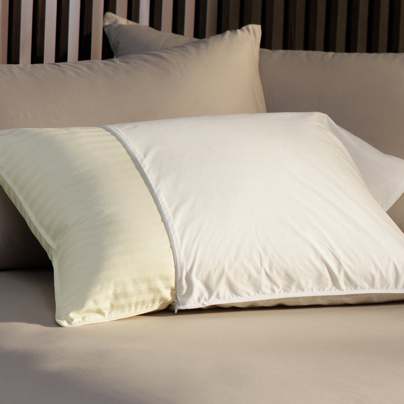 Pacific Coast®AllerRest® Pillow ProtectorB2B website #9102